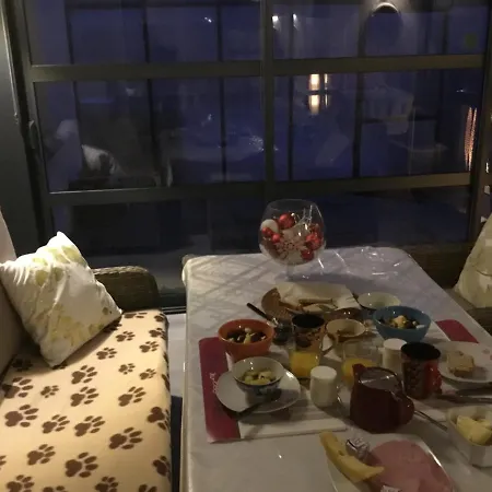 Un Coin De Paradis Bed & Breakfast Petit-Mars